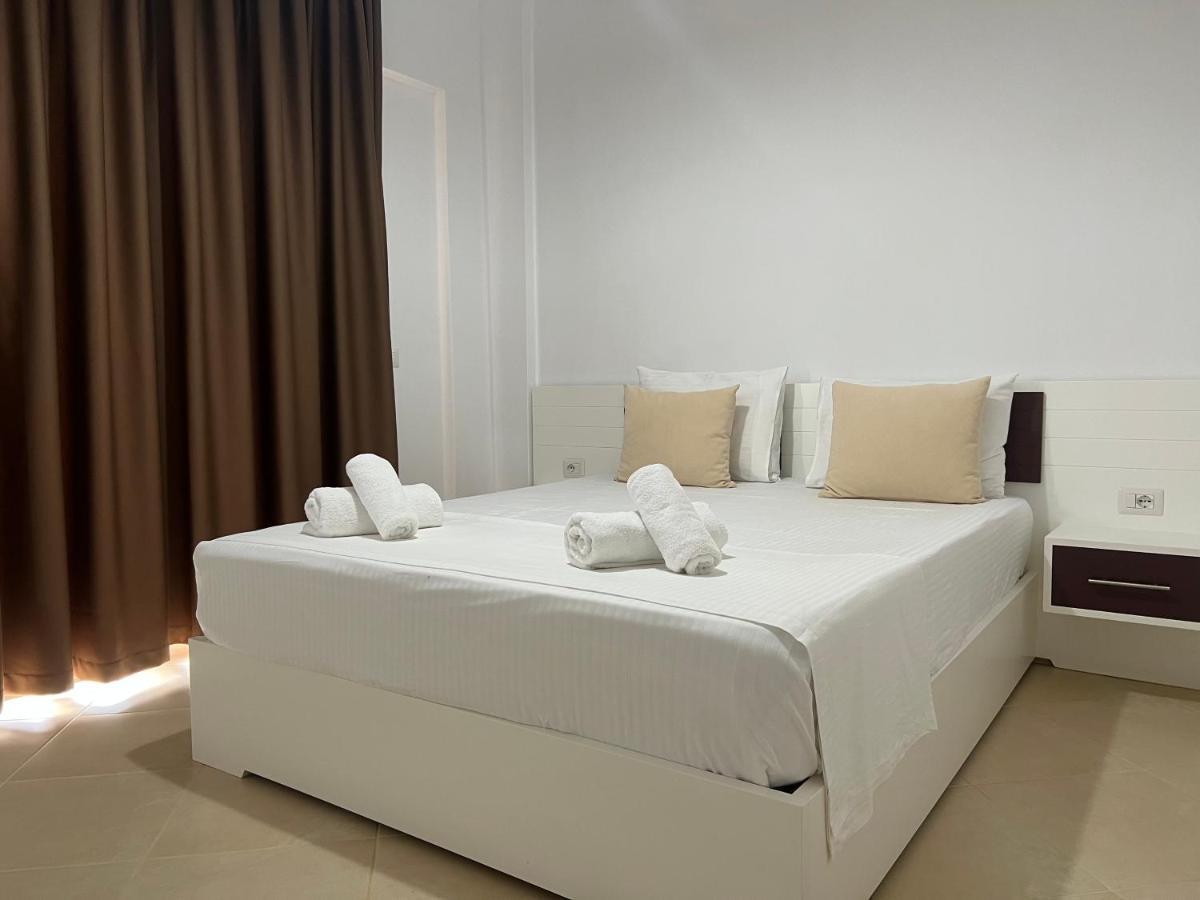 Sunshine Hotel Ksamil Exterior photo