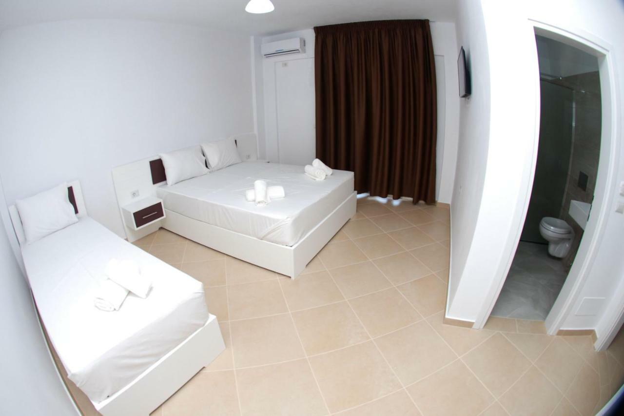 Sunshine Hotel Ksamil Exterior photo